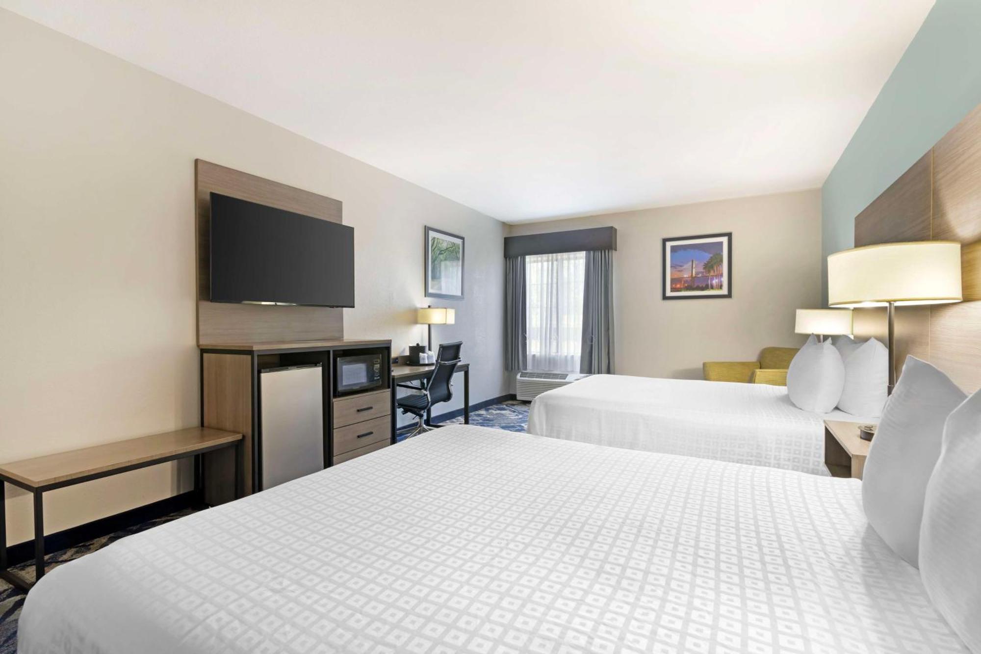 Best Western Savannah Airport Inn & Suites Pooler Ngoại thất bức ảnh