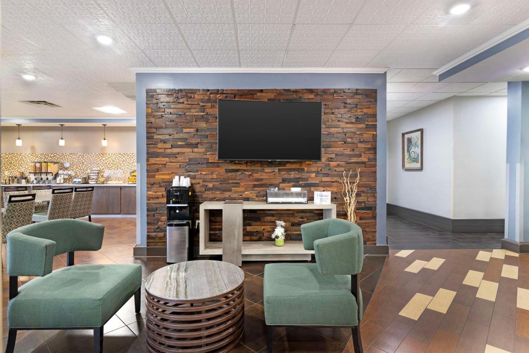 Best Western Savannah Airport Inn & Suites Pooler Ngoại thất bức ảnh