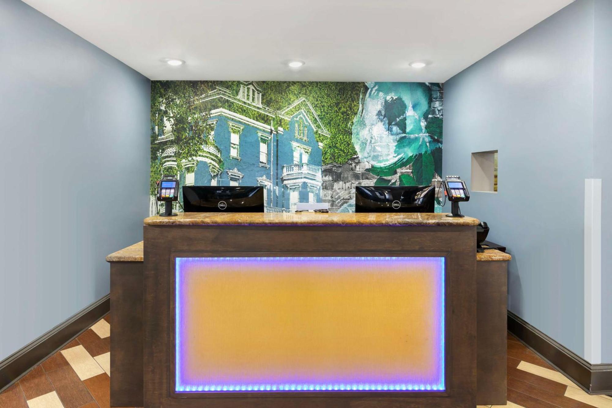 Best Western Savannah Airport Inn & Suites Pooler Ngoại thất bức ảnh