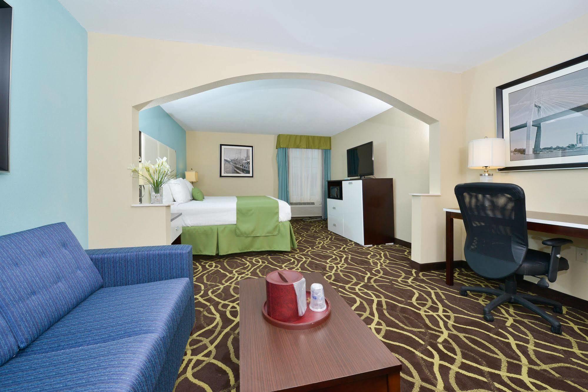 Best Western Savannah Airport Inn & Suites Pooler Ngoại thất bức ảnh