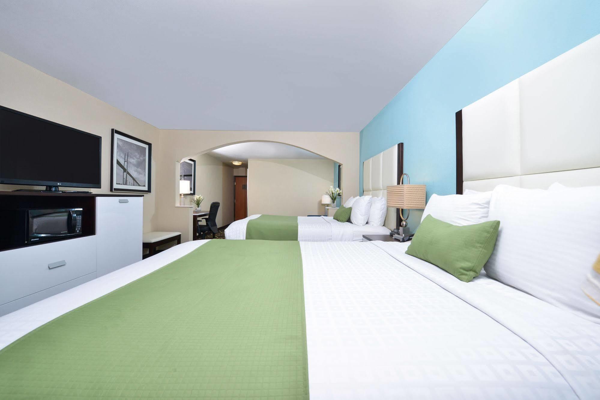 Best Western Savannah Airport Inn & Suites Pooler Ngoại thất bức ảnh
