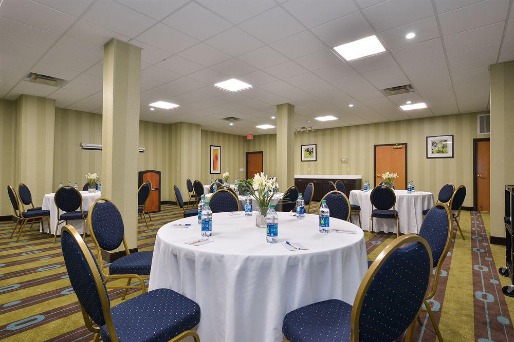 Best Western Savannah Airport Inn & Suites Pooler Ngoại thất bức ảnh